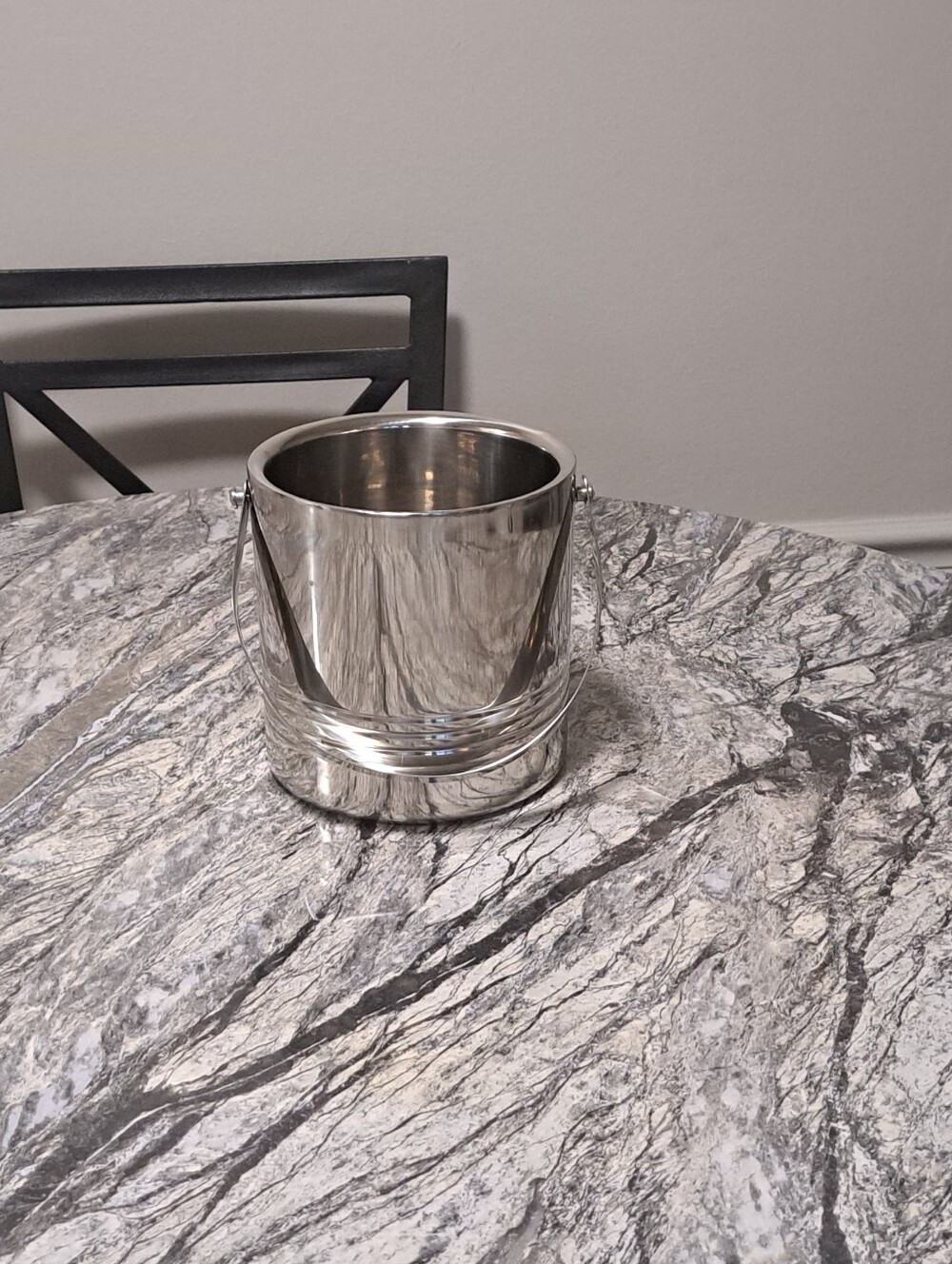 Stainless Steel Champagne / Ice Bucket - Silver EUC